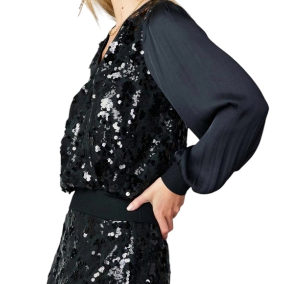 Current Air black surplice v neck long sleeve embellished sequin black top NWT - Picture 3 of 9